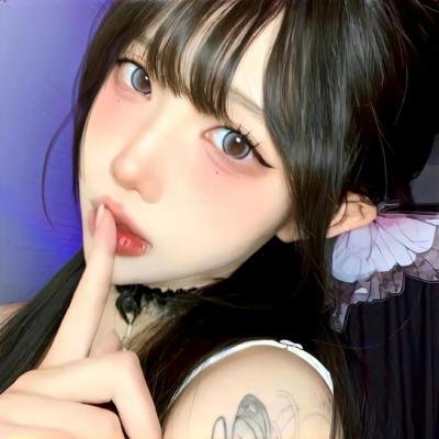 蓝裙魔鬼